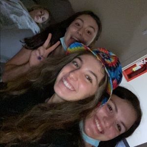 Meet your Posher, Cassie